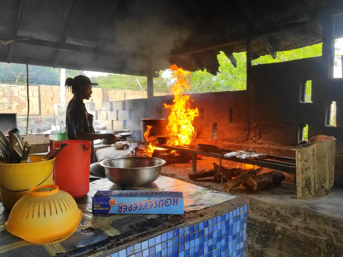 Villa Zimbali Culinary Retreats Negril Esterno foto